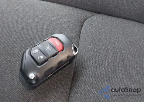 2025 Jeep Wrangler 4-Door Willys 4X4 z USA, uszkodzony, nr VIN 1C4PJXDNXSW509538